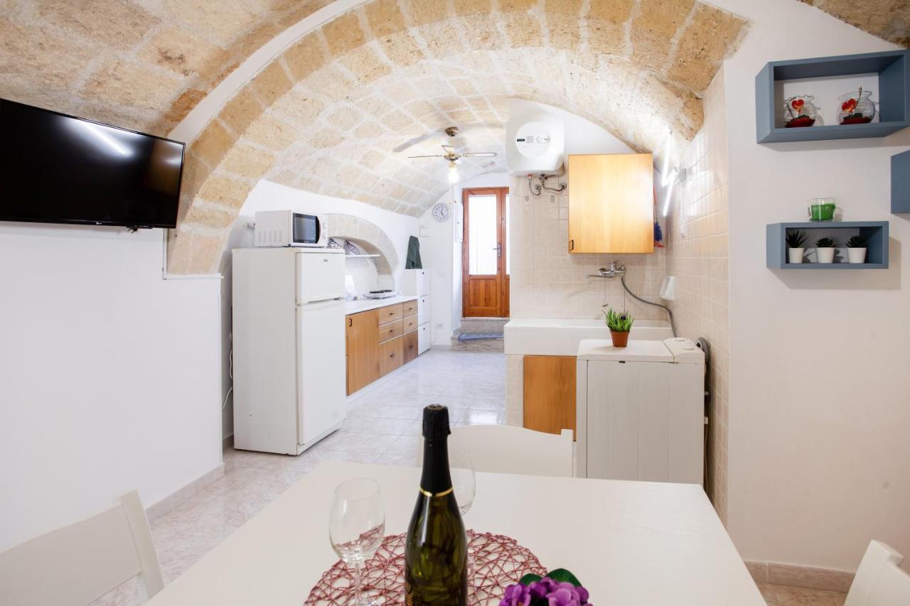Monopoli Heartbeat - Apartment 200M From Sea Exteriér fotografie